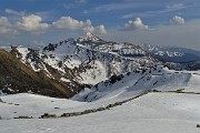 61 Vista sulla vallata del Rif. Balicco e  Bivacco Zamboni con immancabile vista in Cavallo